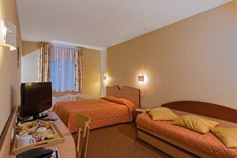 The Originals City, Hotel La Saulaie, Saumur Ouest Doué-la-Fontaine Εξωτερικό φωτογραφία